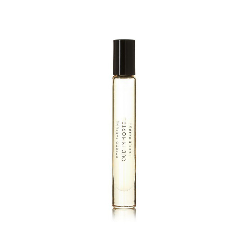 Oud Immortel di Byredo è un olio roll-on in pratico formato da viaggio