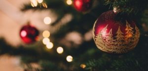 Profumi di lusso per lui e lei da regalare a Natale 2020