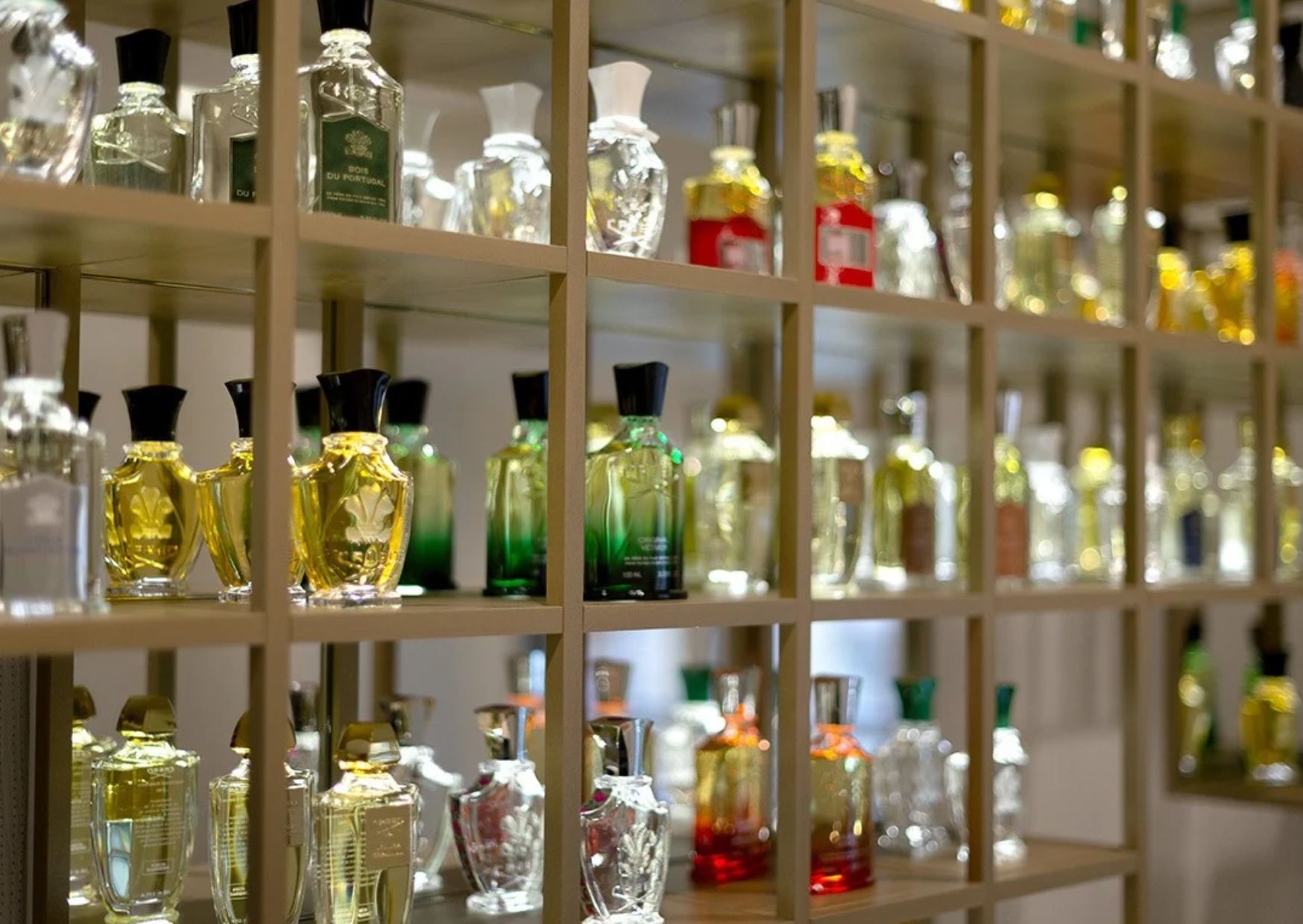 Profumi Creed originali in esposizione